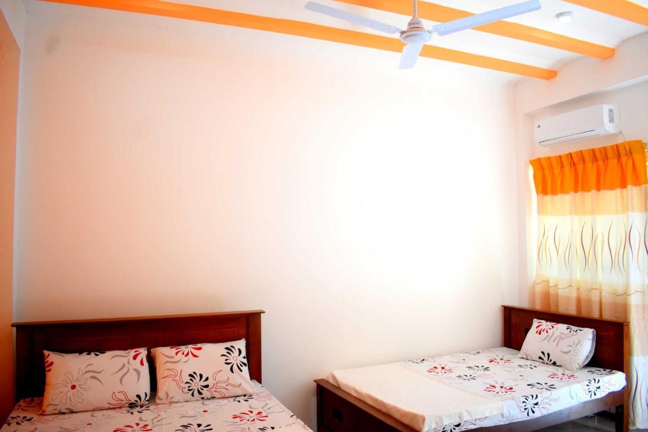 Sri Mayura Holiday Resort Kataragama Ngoại thất bức ảnh
